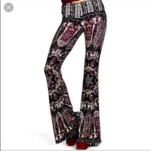 Novella Royale Flares 🌼